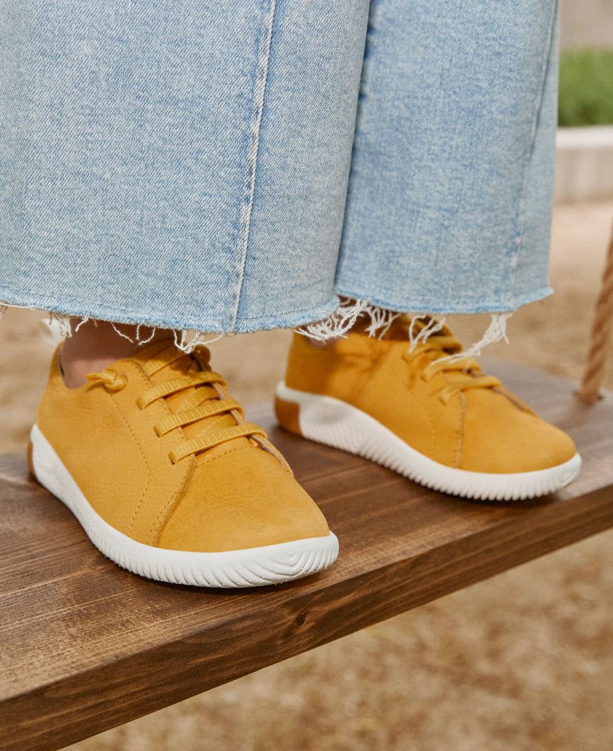 Little Kids' KNX Leather Sneaker | Gold Flame/Star White - Image 8