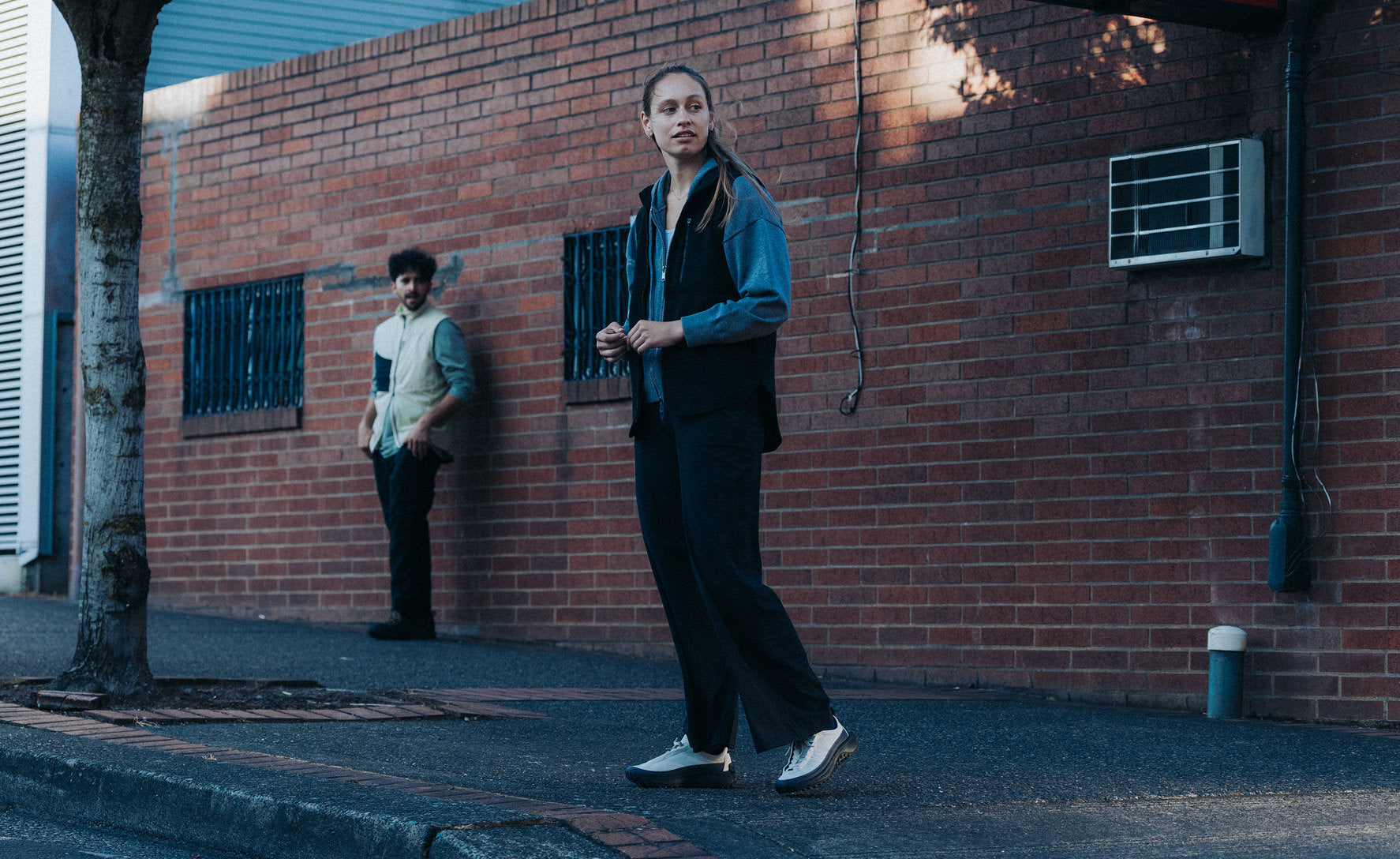 Women's KS Mino Sneaker | Silver Birch/Black - Image 10