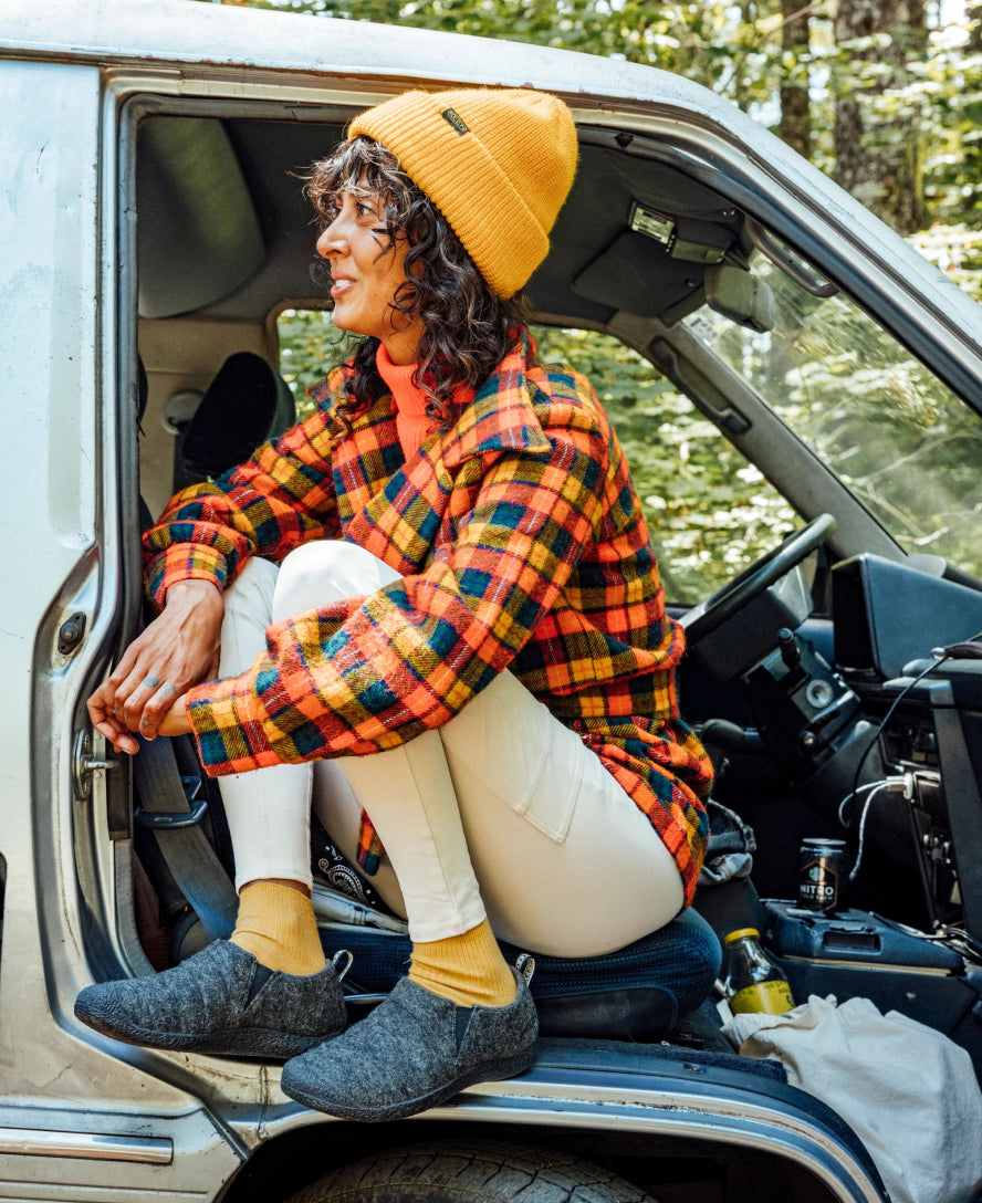 Women's Howser II | Triple Black - Image 9