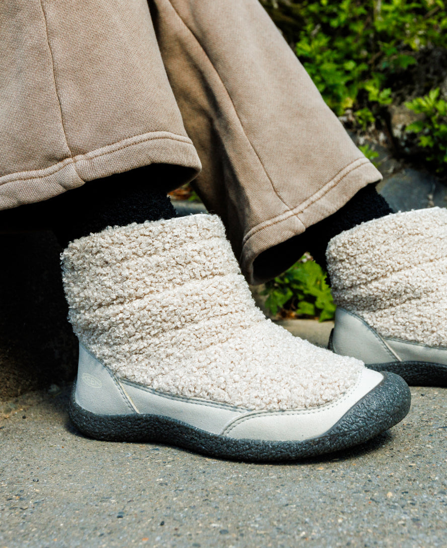 Women's Howser Fold Down | Silver Lining/Black - Image 8