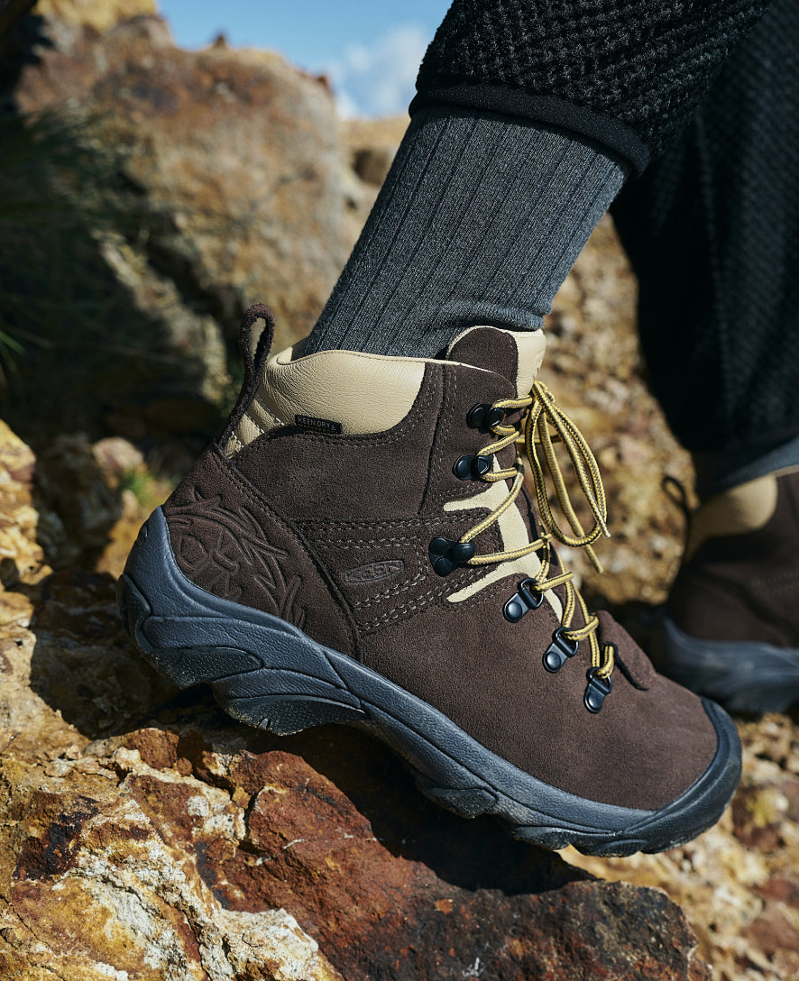 Women's Pyrenees Waterproof Hiking Boot x Mountain Research | Mountain Research Brown - Image 9