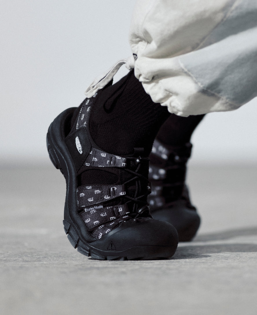 Men's Newport Retro Sandal x Études Studio | Etudes Black - Image 8