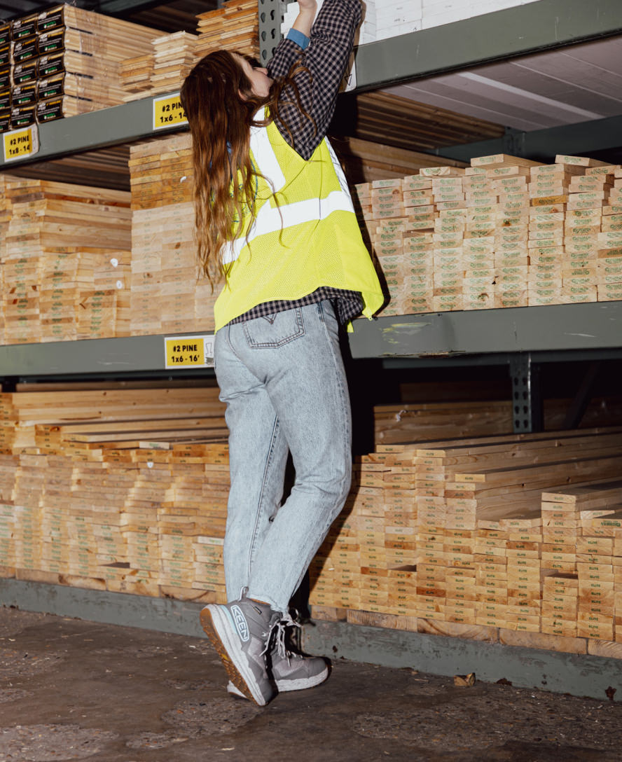 Women's Synchro Waterproof Work Boot (Carbon Toe) | Steel Grey/Gum - Image 8